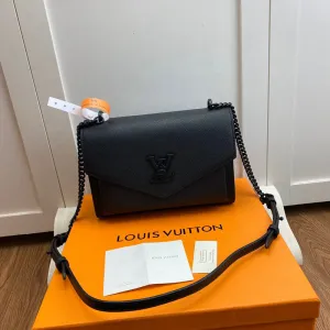 LOV2 Bags - Fashion Bags  937