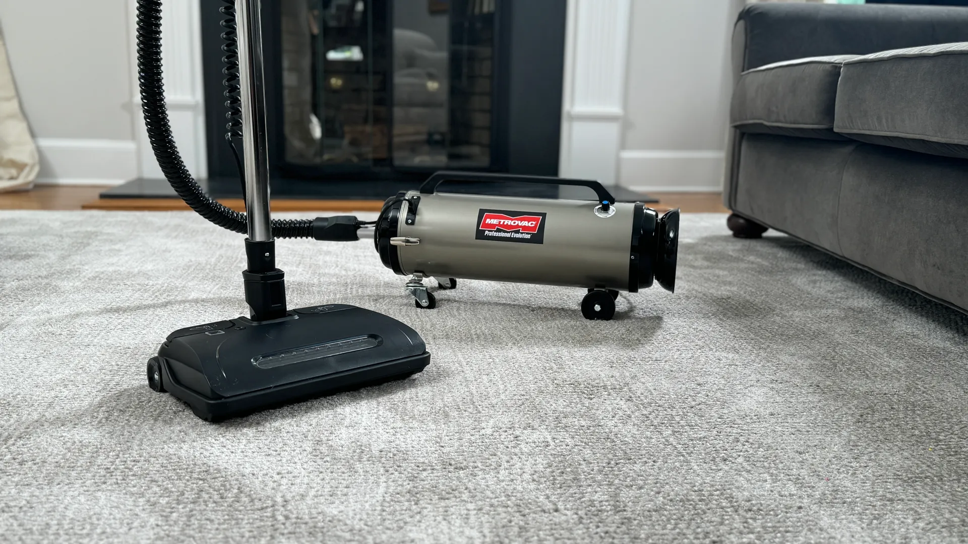 PROFESSIONAL EVOLUTION FULL-SIZE CANISTER VACS