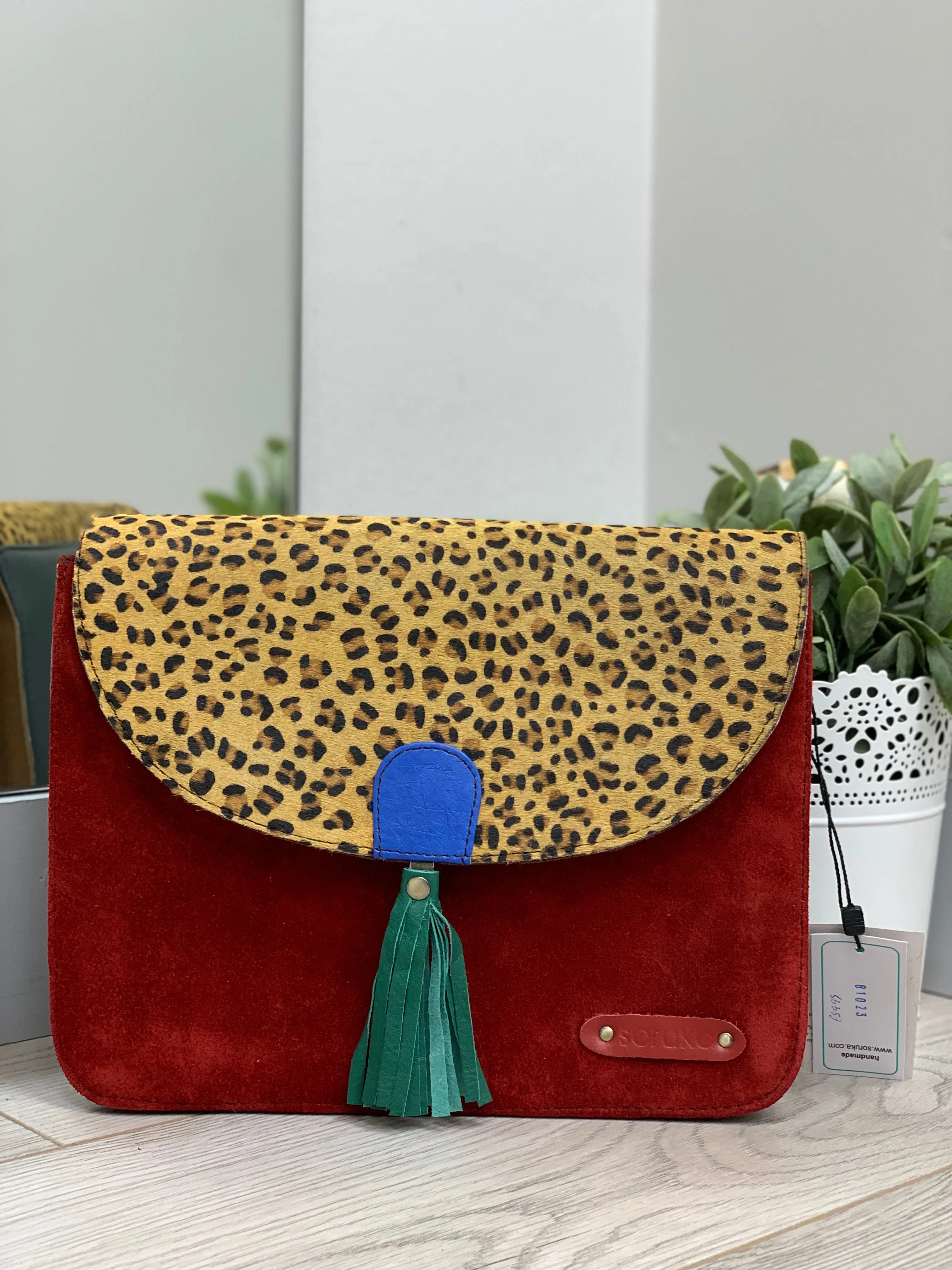 Soruka Crossbody bag