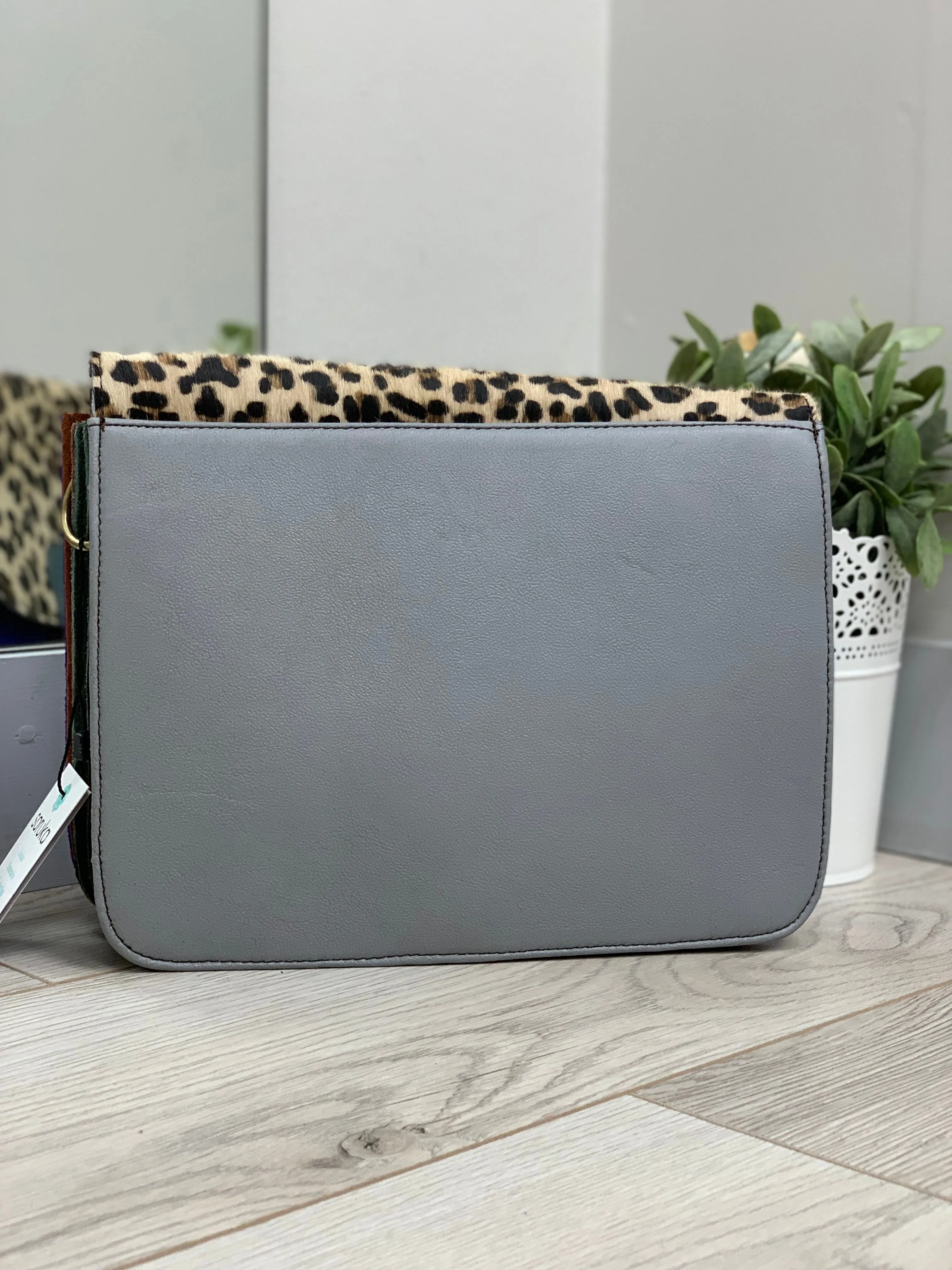 Soruka Crossbody bag