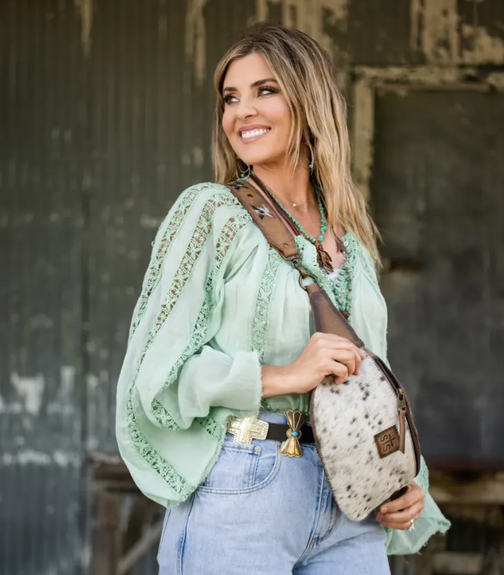 STS Ranchwear Roswell Cowhide Hildy Belt Bag