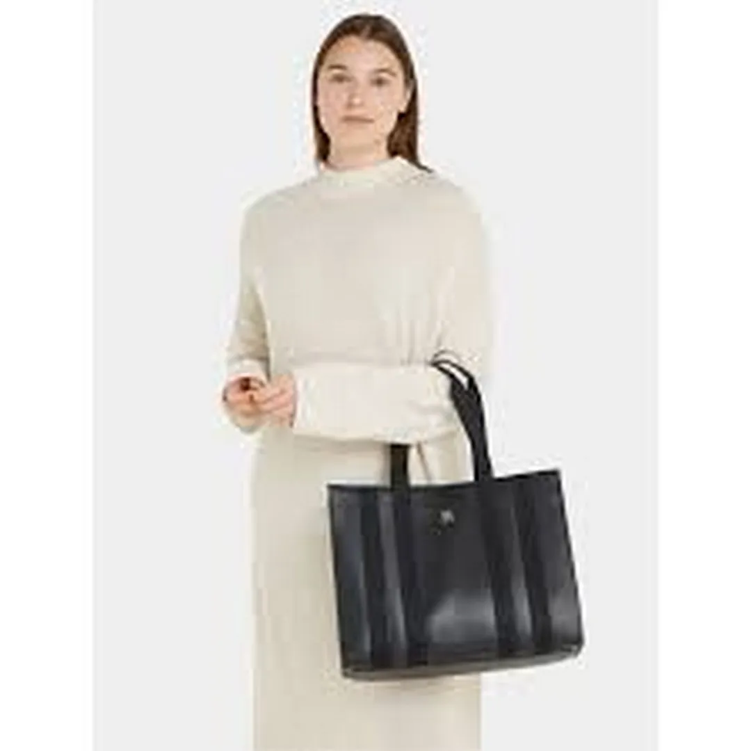 Th Identity Med Tote