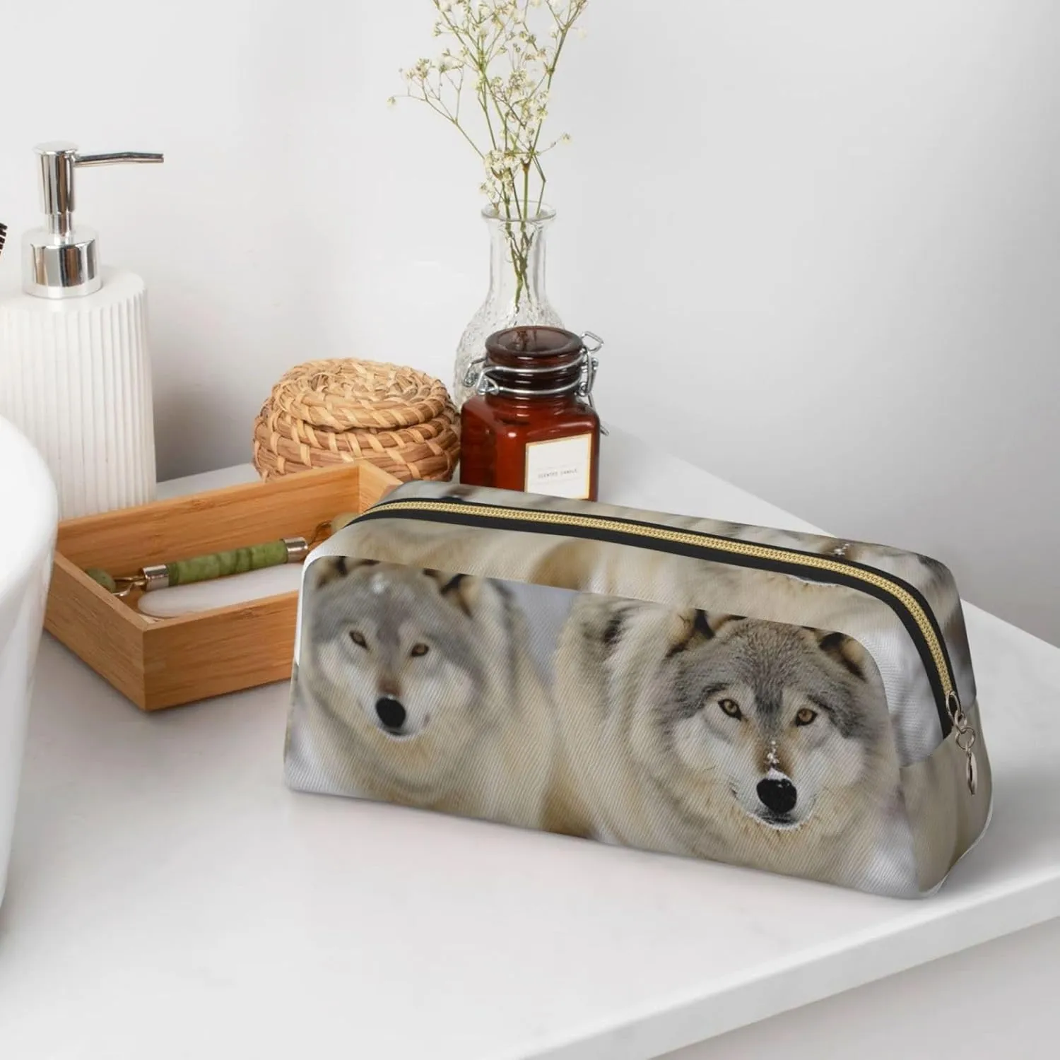 two wolves walking in the snow Makeup Bag for Women Men Pencil Pouch Travel Small Cosmetic Bag Zippered Toiletry Bags Aesthetic Pen Bags Leather Coin Pouch Purse