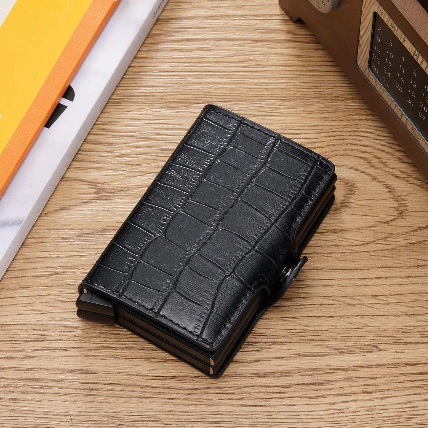 Ultra-thin RFID blocking wallet secure credit card wallet Credit Card Holders (Crocodile black)