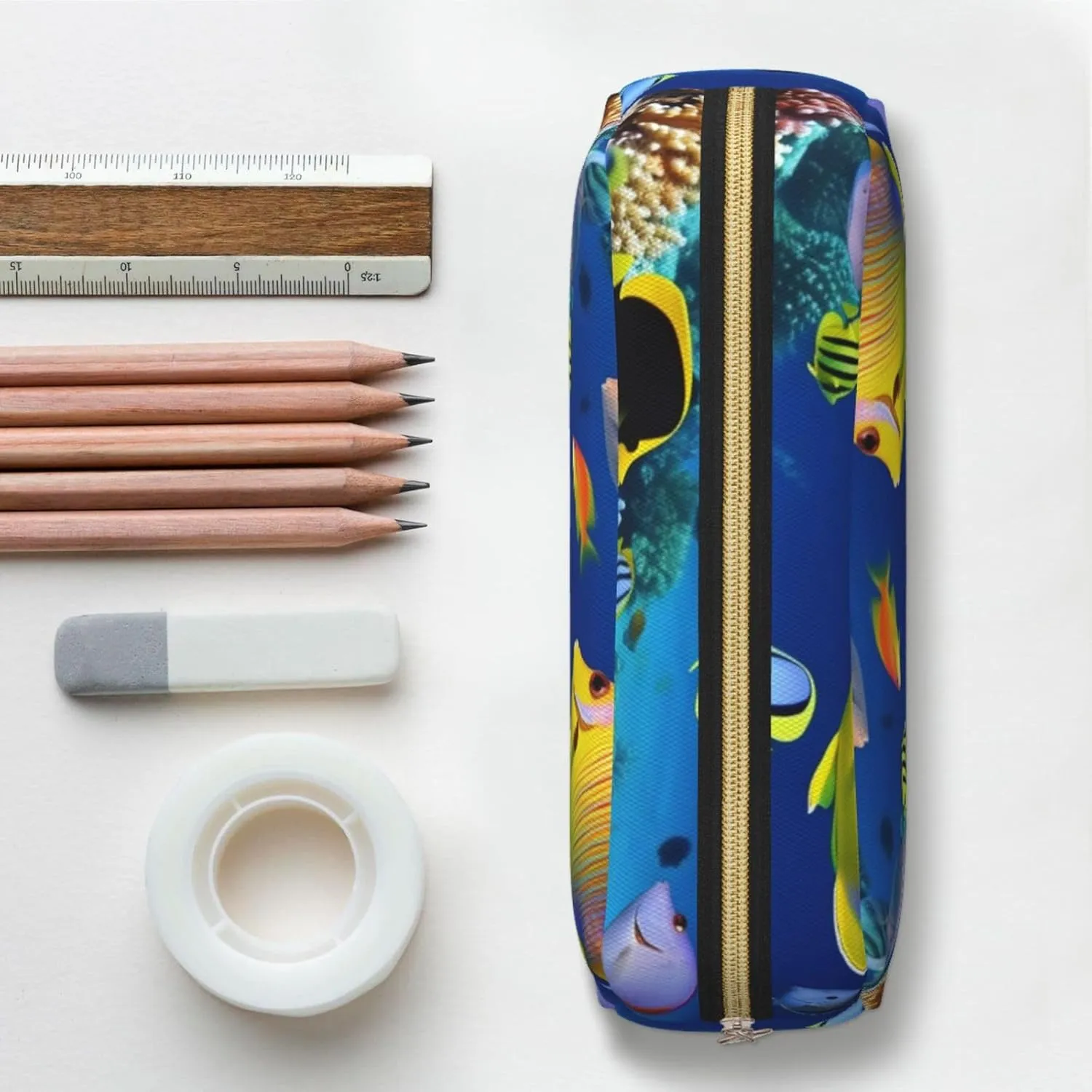 Underwater Fish Makeup Bag for Women Men Pencil Pouch Travel Small Cosmetic Bag Zippered Toiletry Bags Aesthetic Pen Bags Trendy Storage Bags Leather Coin Pouch Purse