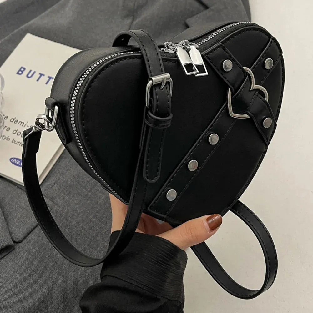 Vintage Heart Shape Crossbody Bags Y2K Small Chain Rivet Shoulder Bag PU Leather Gothic Tote Bag Fashion Women Crossbody Bag