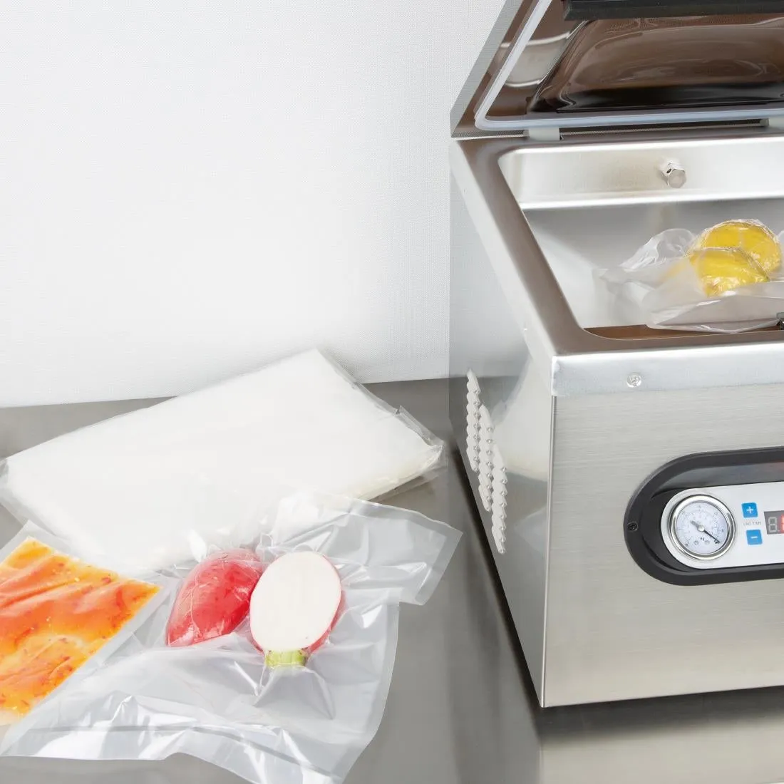 Vogue Vacuum Sealer Bags Embossed 250x400mm (50 Pack)
